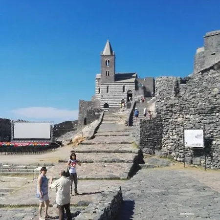 Il Nido Dei Gabbiani Vakantiehuis *